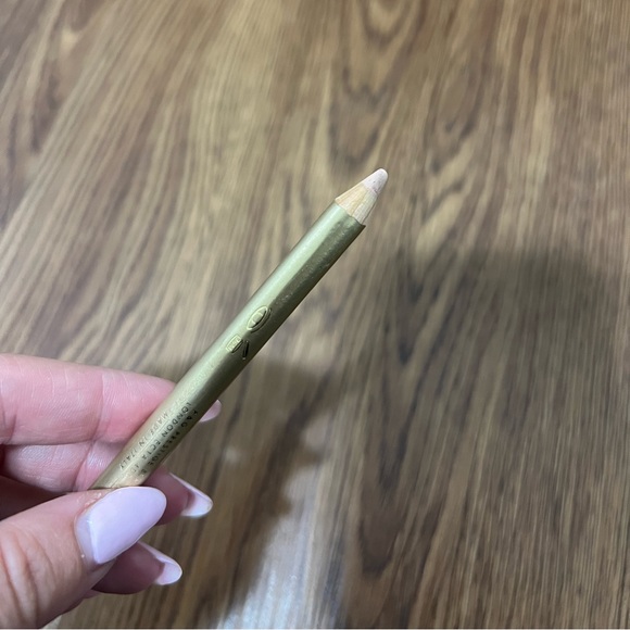 Dolce & Gabbana The Eyeliner Crayon Intense Platinum 6 - Picture 7 of 8